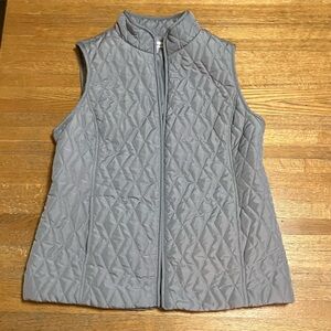 Women’s Silver Grey Croft & Barrow Quilted Vest Size Medium
